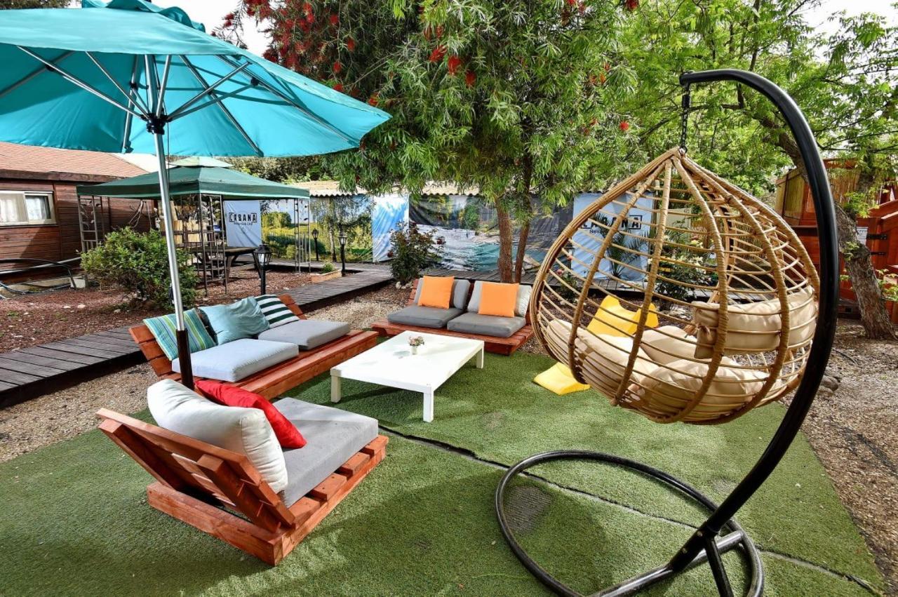 פינה במעיין Villa Mishmār Hāyardin Dış mekan fotoğraf